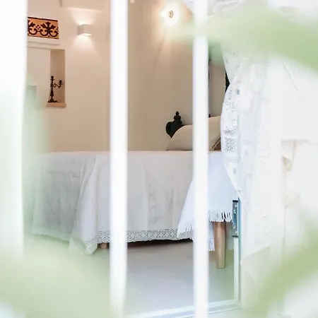 Corte Largo Lauro Dimore & Gemini (Apulia)