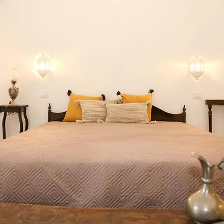 Corte Largo Lauro Dimore & 4*