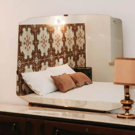 Bed and Breakfast Corte Largo Lauro Dimore & Gemini (Apulia)
