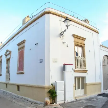 Corte Largo Lauro Dimore &