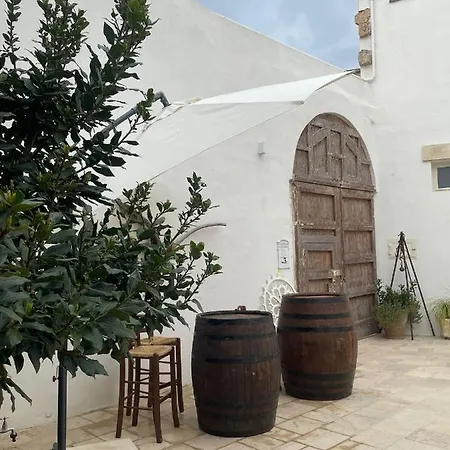 Bed & Breakfast Corte Largo Lauro Dimore &