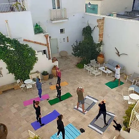 Bed & Breakfast Corte Largo Lauro Dimore & 4*