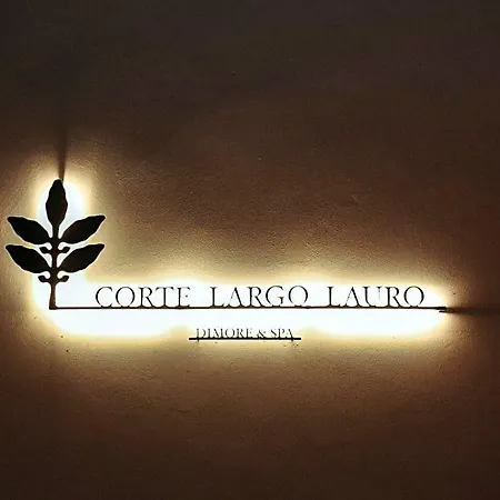 Corte Largo Lauro Dimore & فندق مبيت وإفطار 4*
