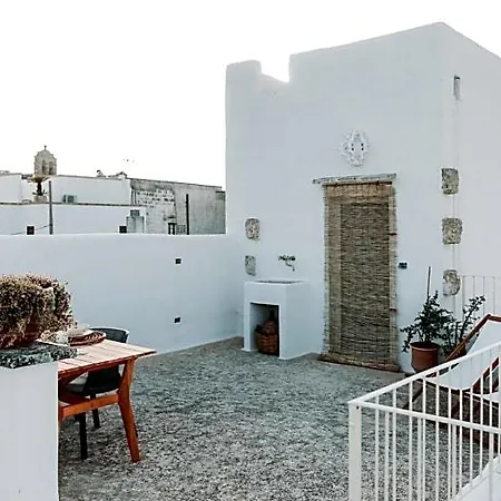 Corte Largo Lauro Dimore & Gemini (Apulia)